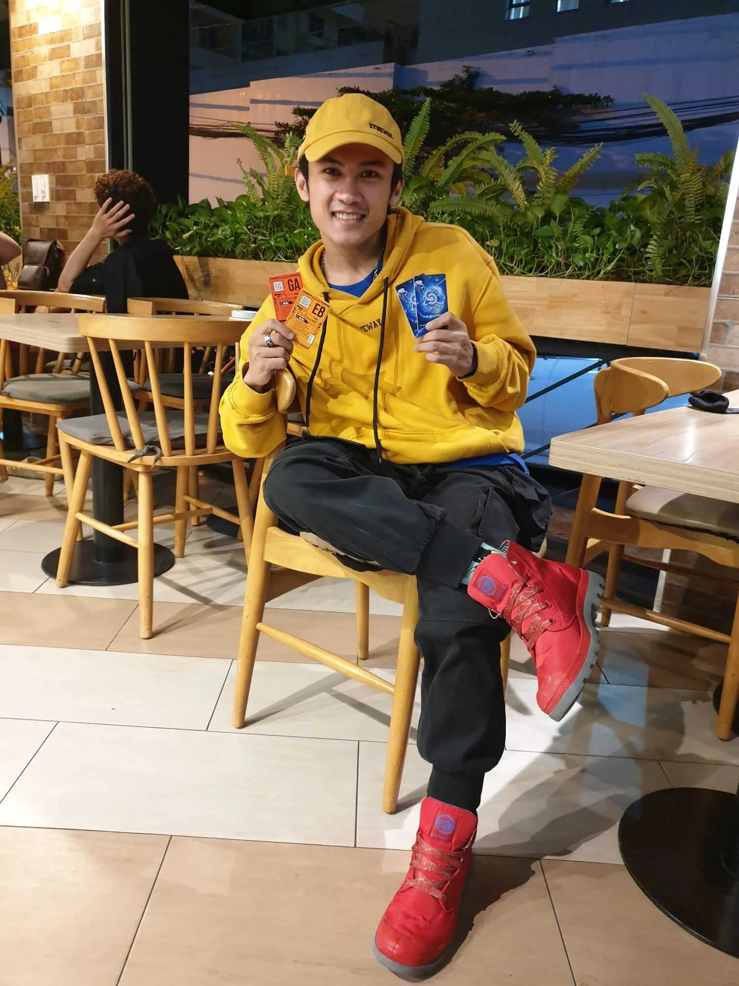 Anh Luân - Đại diện WareHouse Coffee & Beer